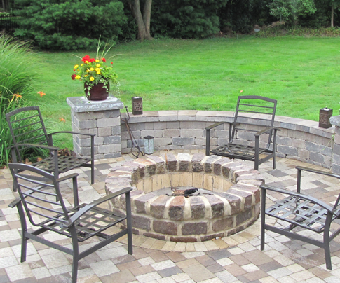 Outdoor Kitchen and Fire Features