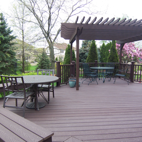Trex Stained Cedar Deck and Arbor